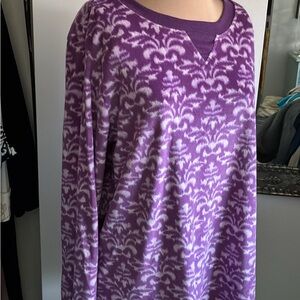 Felina Purple fleece cozy, top size extra large, or will fit large